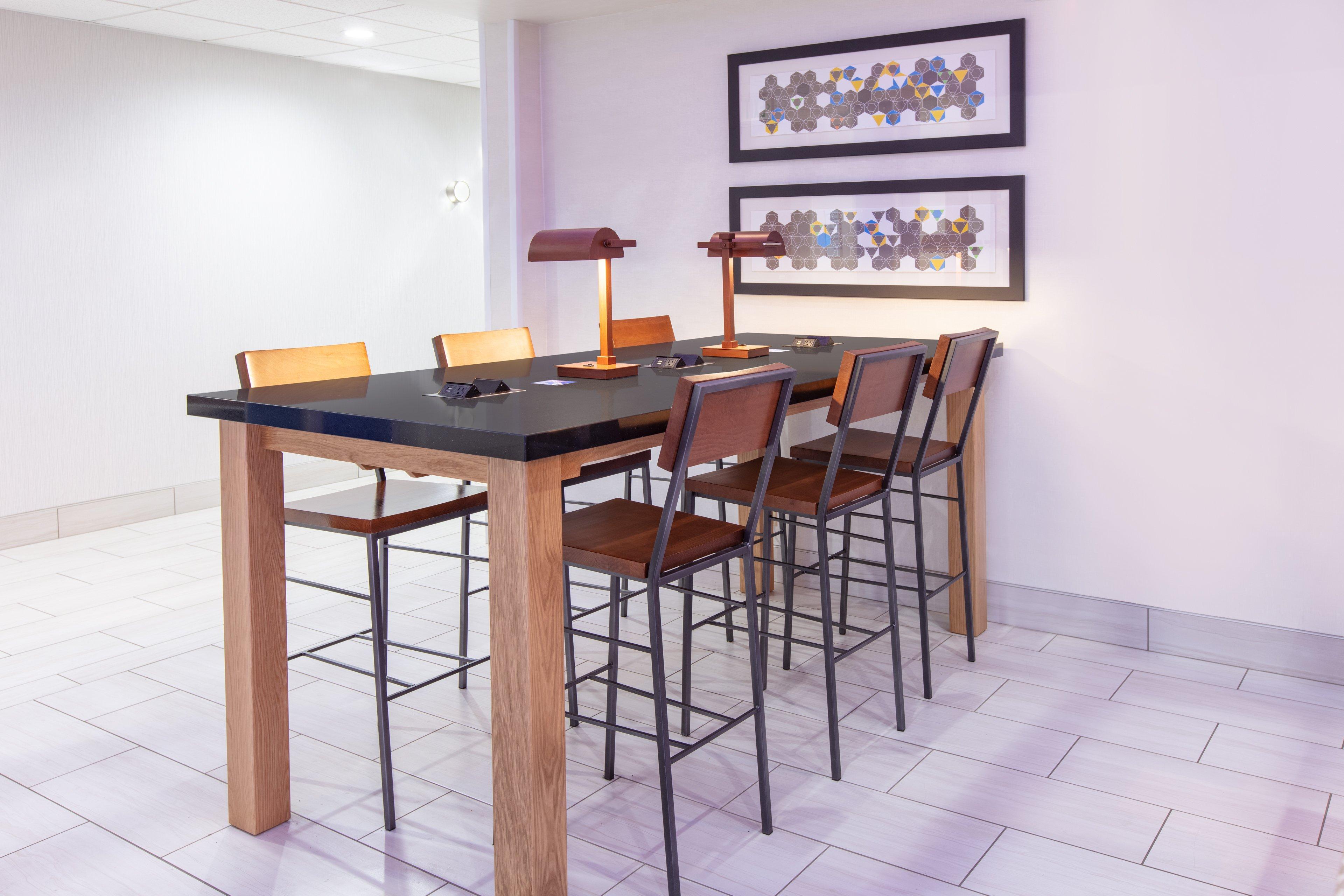 Holiday Inn Express Hotel & Suites Seaside Convention Center By Ihg Esterno foto
